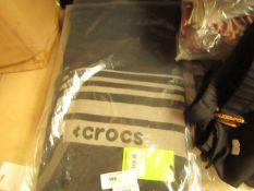 Crocs Mens Black Scarf. New & Packaged