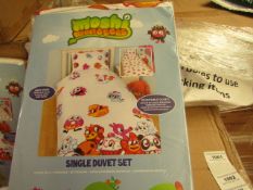 Moshi Monsters Single reversible Duvet cover set, includes a Duvet cover and Matching pillow case,