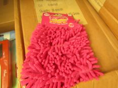 Box of 6 x Doktor Power Microfibre Mitts. New with Tags & Boxed