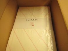 Swoon Boole Double Pink Bedding Set. New & Packaged