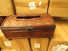 Wooden Storage Chest. 27cm x 15cm x 12cm. New & Boxed