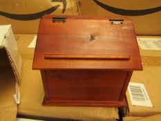 Wooden Trinket Box with Hinged Lid. New & Boxed