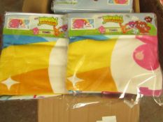 2 x Moshi Monsters i Love Summer Towels. 70cm x 140cm. New & Packaged