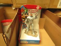 Box of 3 Justice League Cyborg Figures. New & Boxed