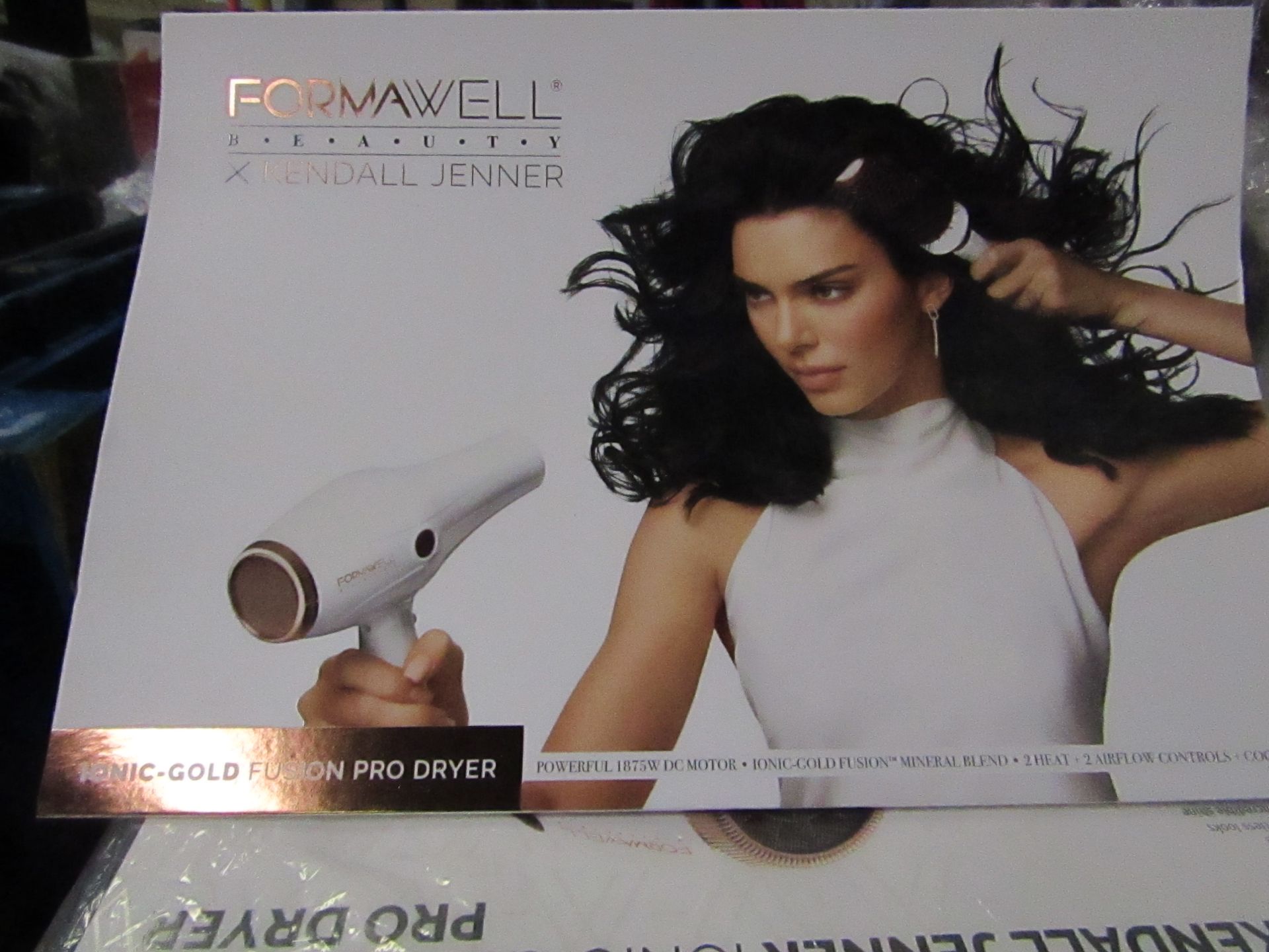 Formwell Beauty X Kendall Jenner - Hair Dryer - unchecked & Boxed