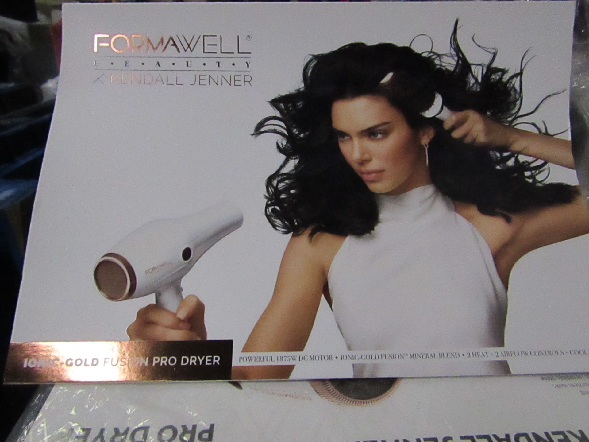 Formwell Beauty X Kendall Jenner - Hair Dryer - unchecked & Boxed