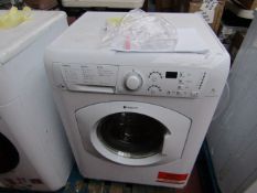 Hotpoint Aquarius 7Kg washing machine, powers on and spins but not tested any other functions.