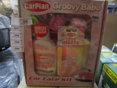 CarPlan - Groovy Babe Car Care Kit - Includes : Car Wash. Large Sponge. Cleaning Cloth. Babe Air