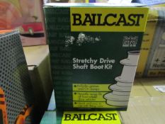 Bailcast - Universal CV Boots - Unchecked & Boxed.