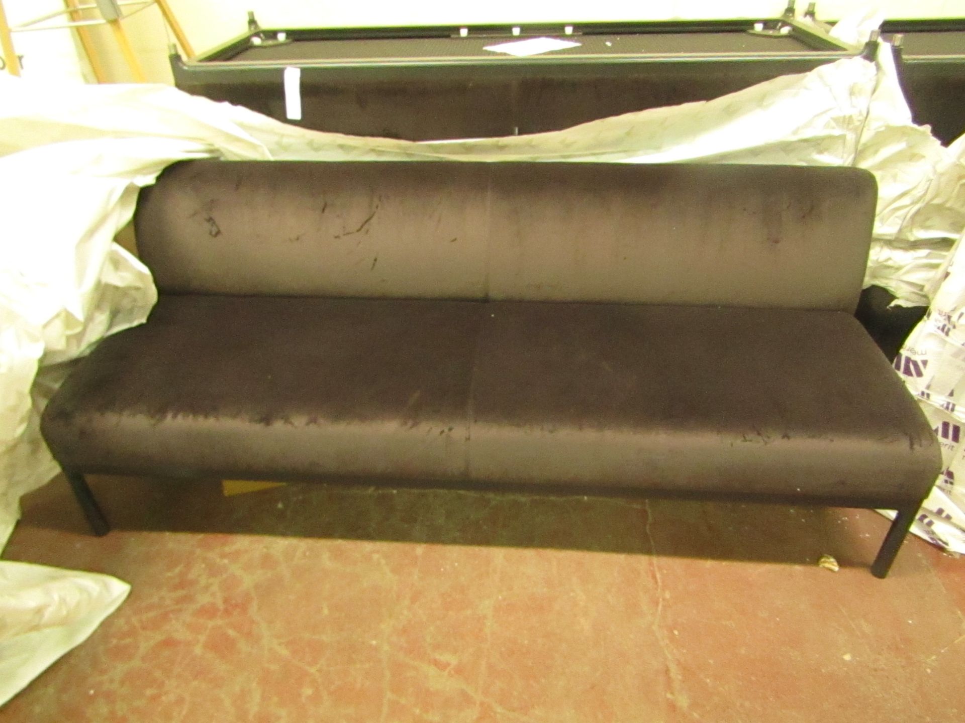 | 1 X | PERASON LLOYD EDGE BENCH | SOFA CUSHION IS IN GOOD CONITION BUT THERE MAY BE SMALL MINOR