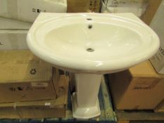 Victoria Plumb - Basin 630 with full pedestal - new & Boxed