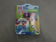 Box of 6 Mega Bloks Smurfs Snorkelling Smurfettes. New & packaged