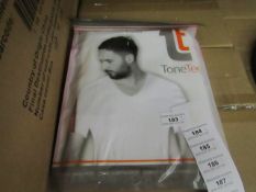 | 6X | V NECK COMPRESSION T-SHIRT, SIZE XL | NEW AND PACKAGED | NO ONLINE RE-SALE | SKU - |
