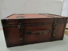 Vintique Wise - Brown Leather Chest/Truck CD Case - Unused & Boxed.