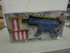 Shooting game with 6 Soft arrows. New & Boxed