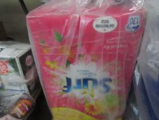 130 wash box of Surf with fragrant release Laundry detergent, the box has been damaged and