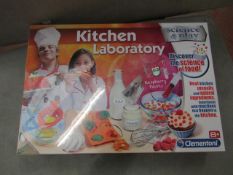 Science and Play Kithen Laboratory set. Still sealed.