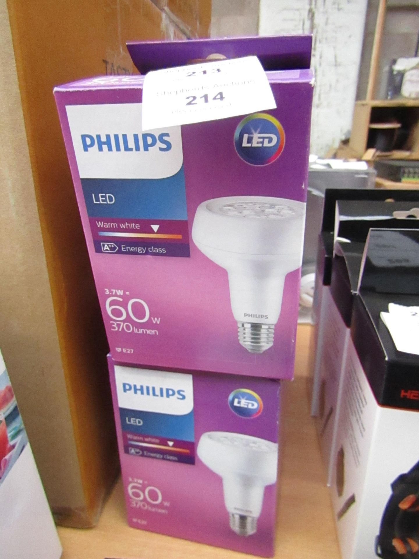 Philips LED Warm Light Bulb - 60w - 370 Lumen - unchecked & Boxed