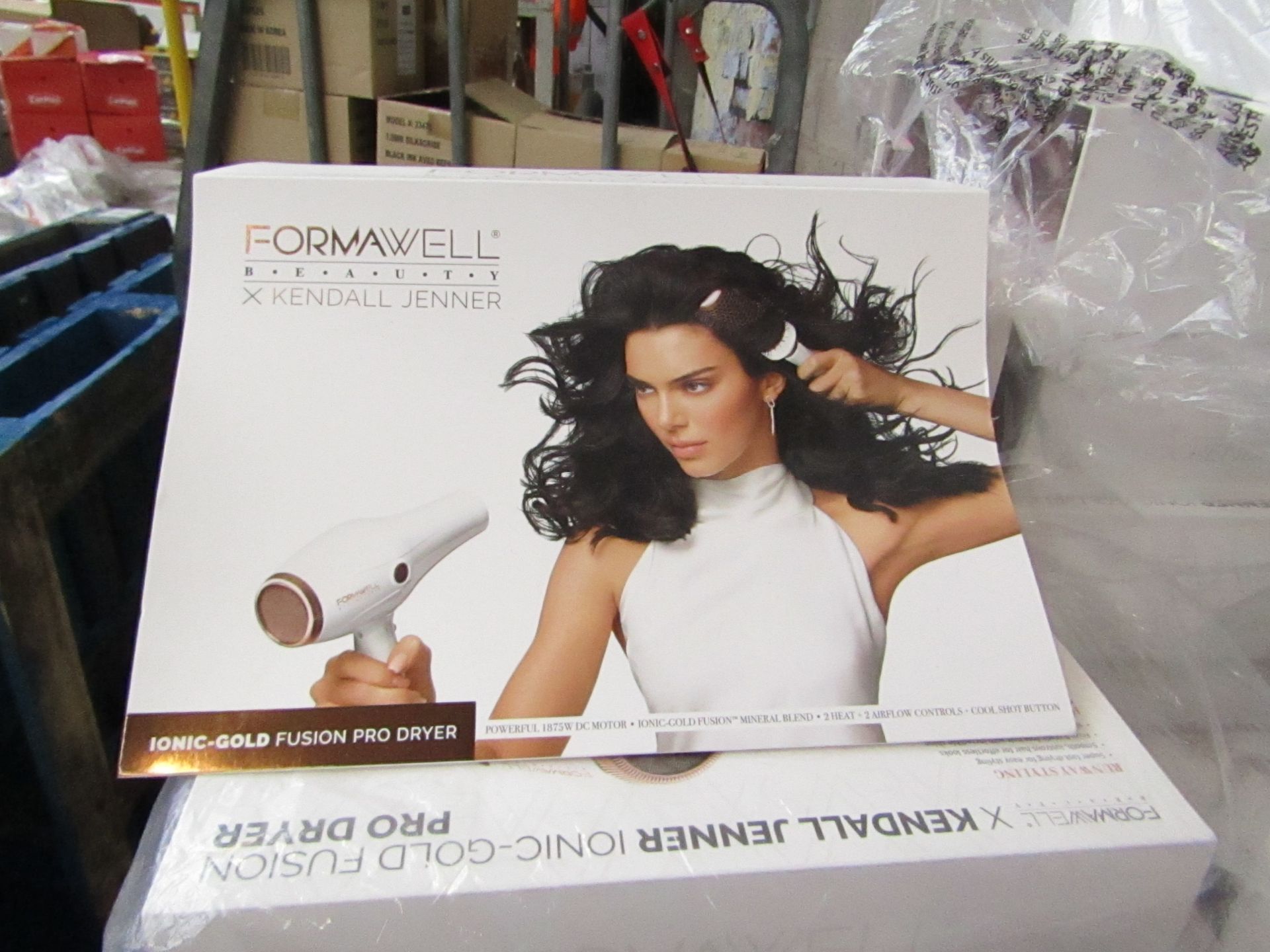 | 1X | KENDALL JENNER FORMAWELL BEAUTY PRO IONIC HAIR DRYER | REFURBISHED AND BOXED | NO ONLINE RE-