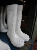 White Steel Toe Cap Wellies - Size 3 - New.