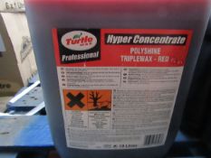 TurtleWax - Hyper Concentrated Polyshine Triplewax Red - 10 Litres - Unused & Sealed.