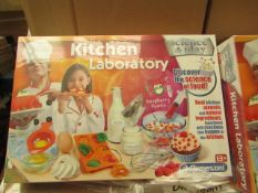 Clementoni - Science & Play Kitchen Laboratory - New & Packaged.