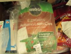 Miracle Gro - Evergreen Autumn Lawn Care 12.6Kg - Unused, Packaging Damaged, May Contain Alittle