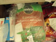 Miracle Gro - Evergreen Autumn Lawn Care 12.6Kg - Unused, Packaging Damaged, May Contain Alittle