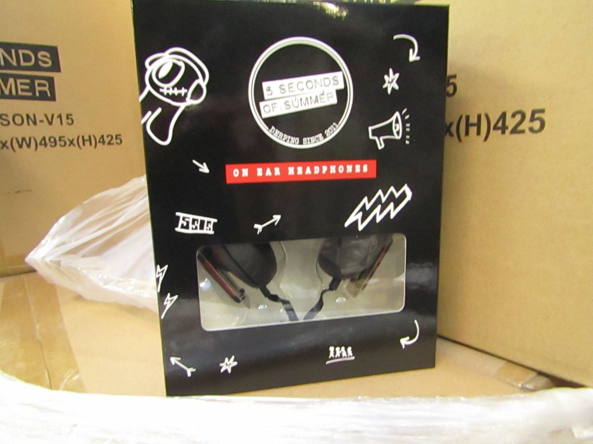 5 Seconds of summer Headphones - New & Boxed