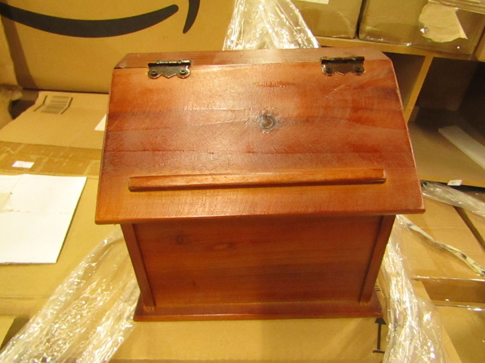 Wooden Podium Recipe Box. New & boxed