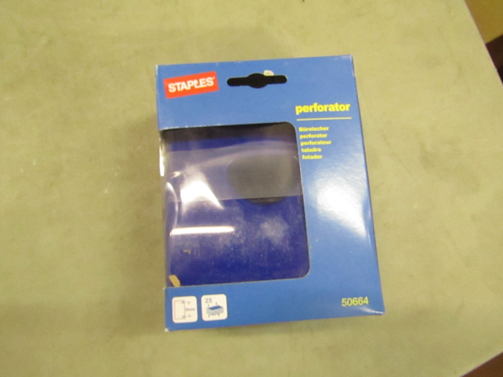 5 x Staples Hole Punches. New & Packaged
