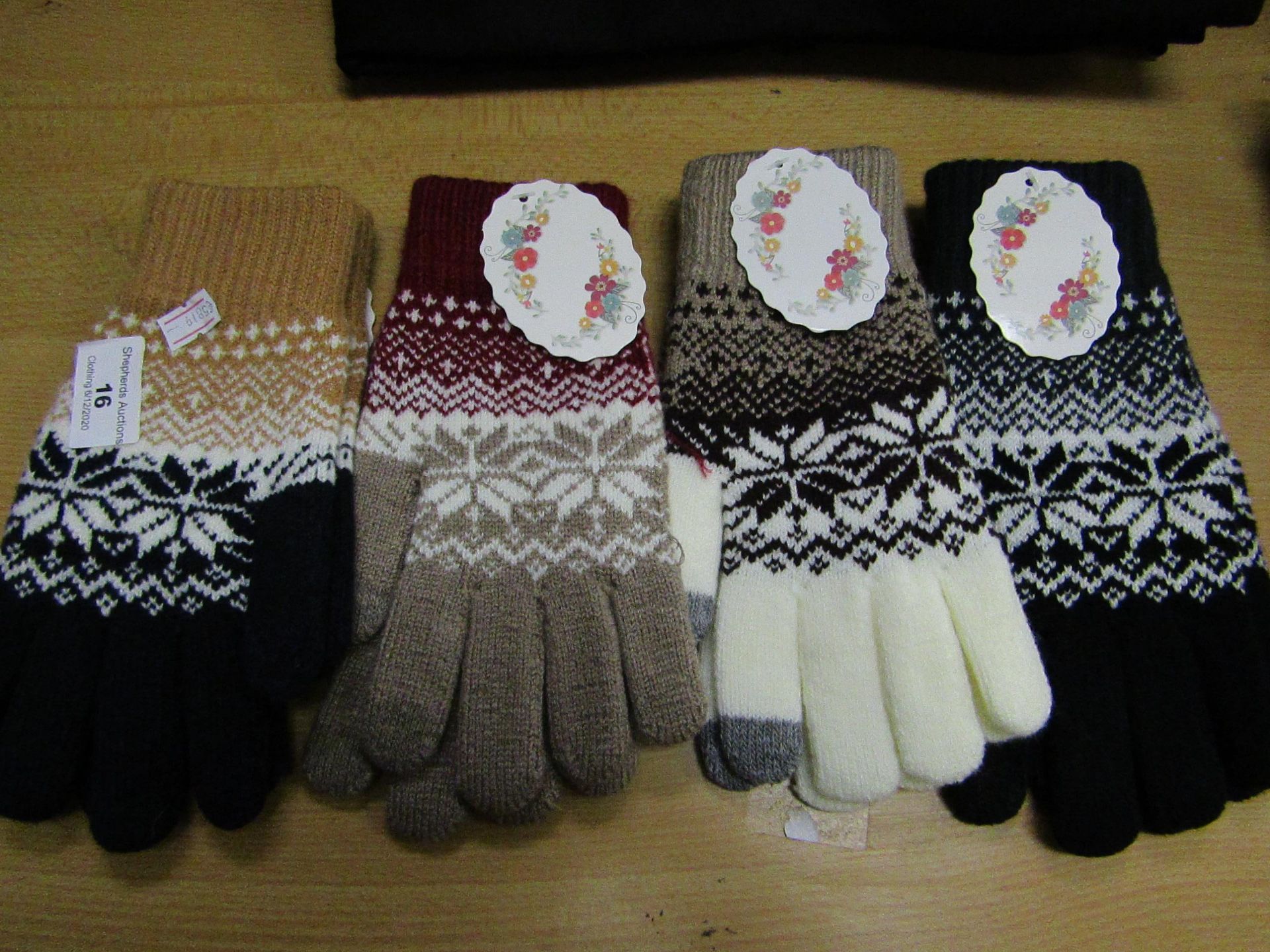 4 X Pairs of Ladies Knitted Gloves with I Touch One size all new with tags ( see Picture for