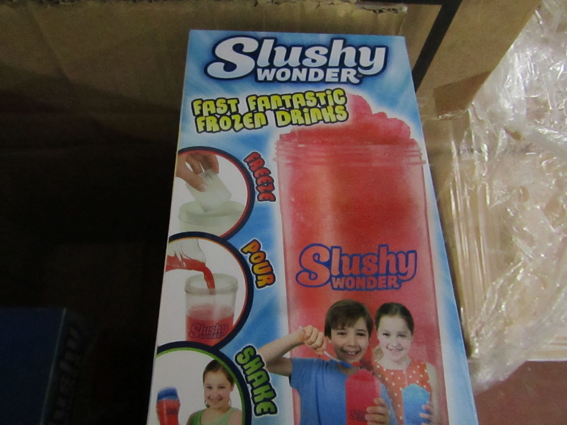 6 x Slushy Wonder Frozen Drinks Makers. New & boxed