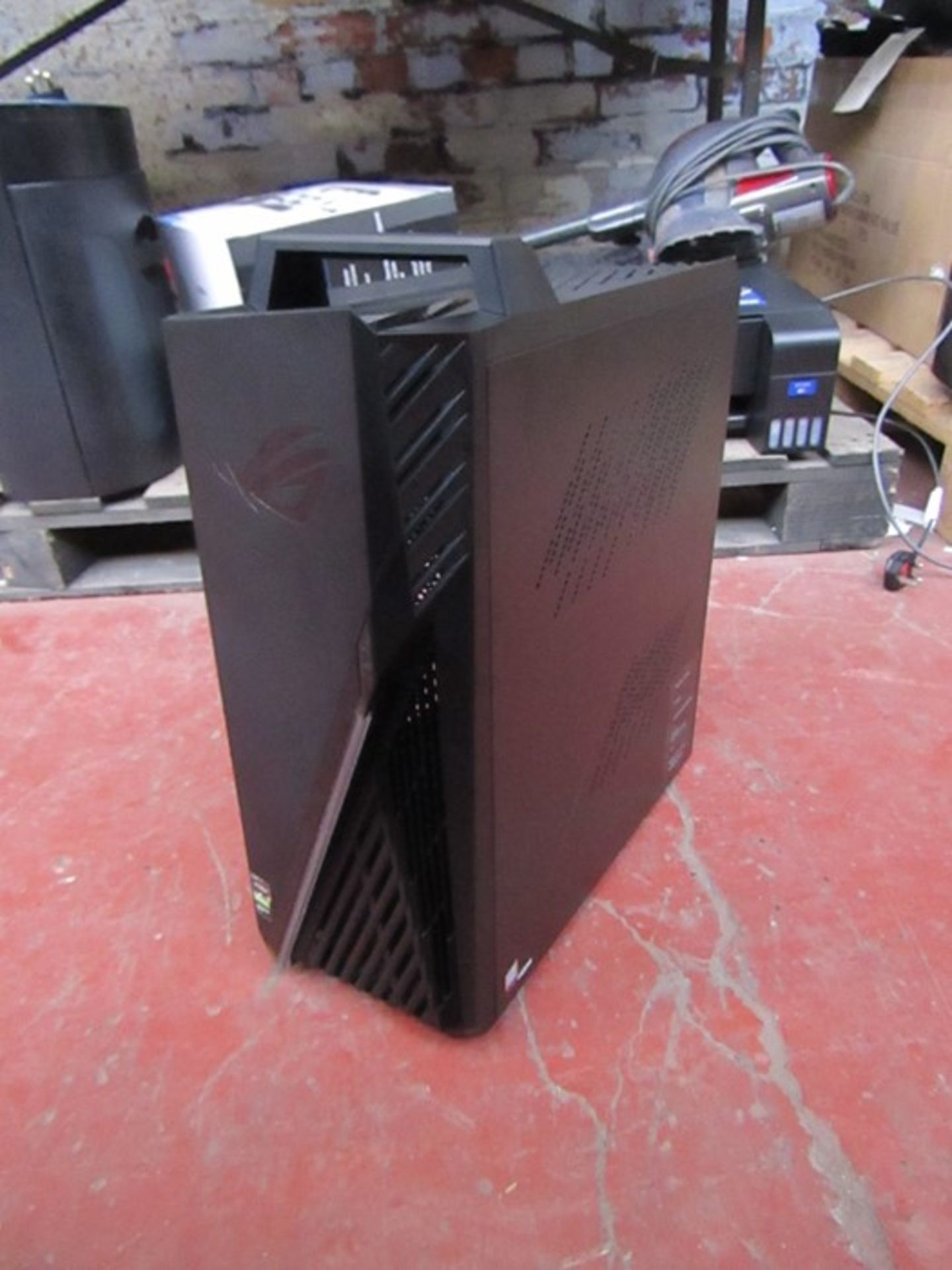 Asus ROG Strix G15DH Gaming Tower Gaming Desktop - Specs stated on the picture, powers on but - Image 4 of 6