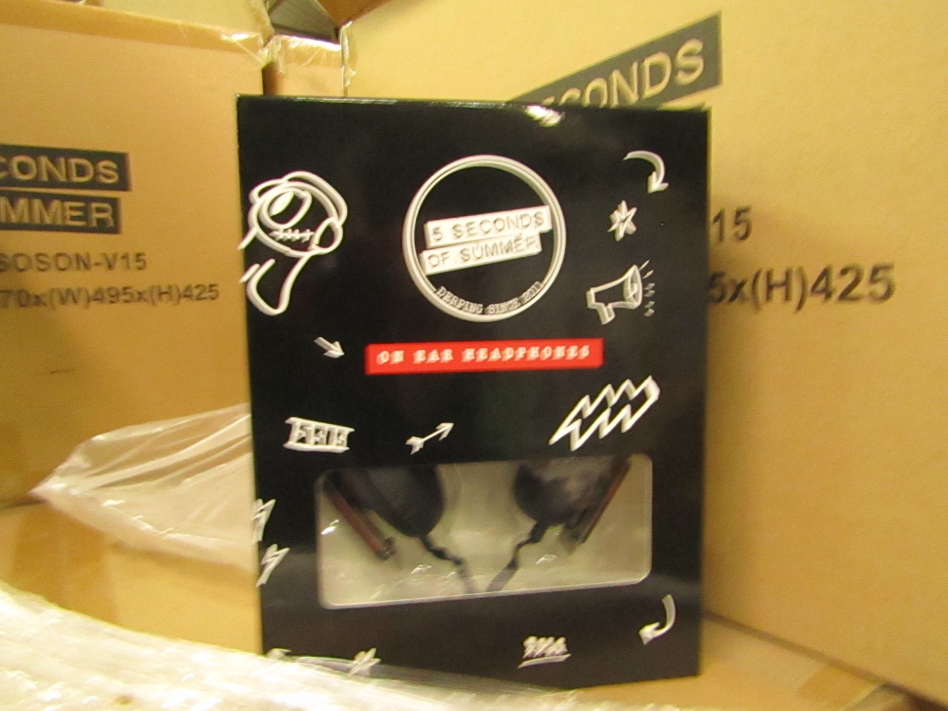 5 Seconds of summer headphones - New & Boxed