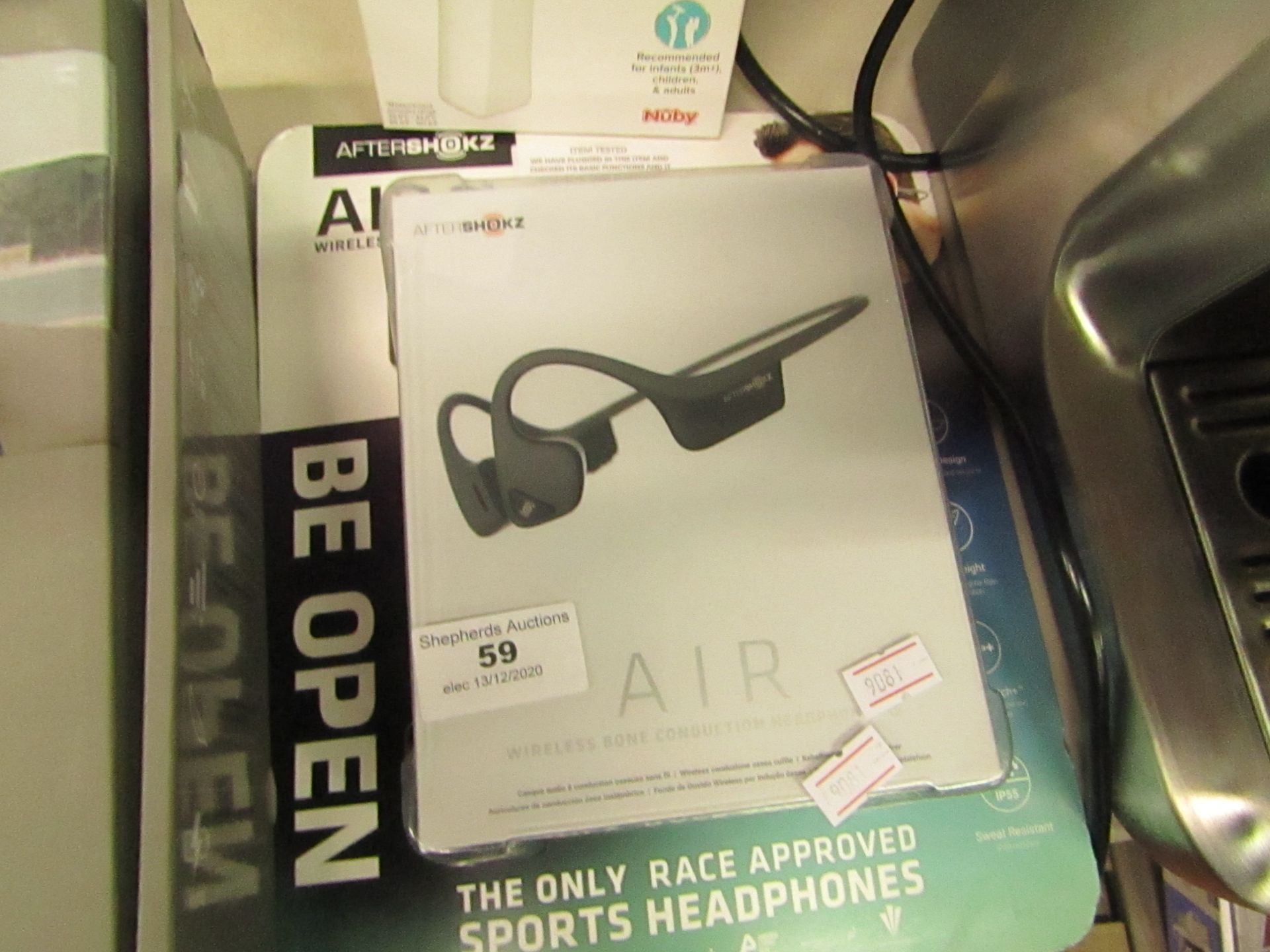 After Shokz Air wireless bone conduction earphones, tested working and boxed. RRP £70.00