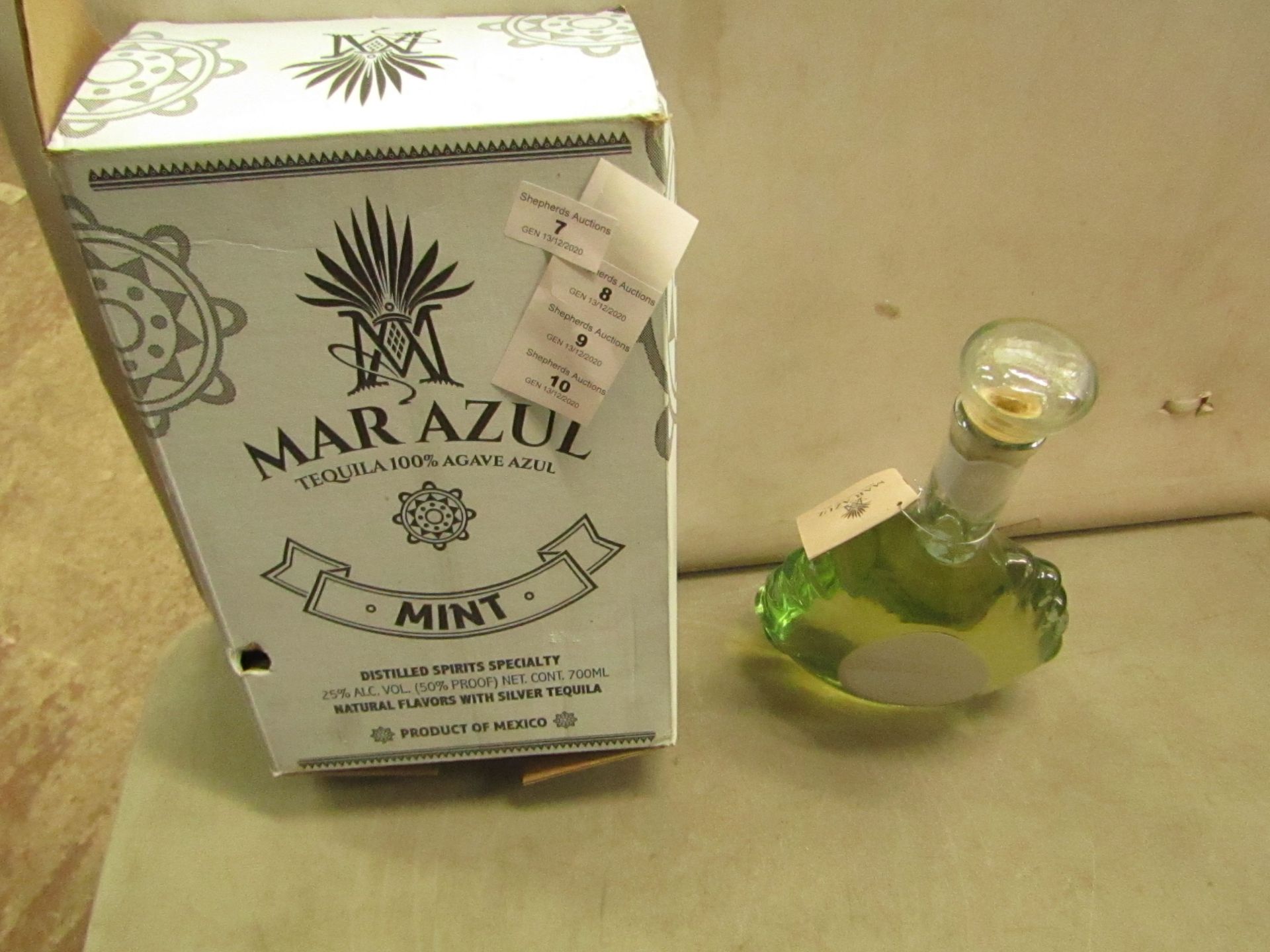 NO VAT!! 1 X 700ml Bottle of Mar Azul Mint flavoured Tequila, 25% ABV (50% proof), new and sealed,