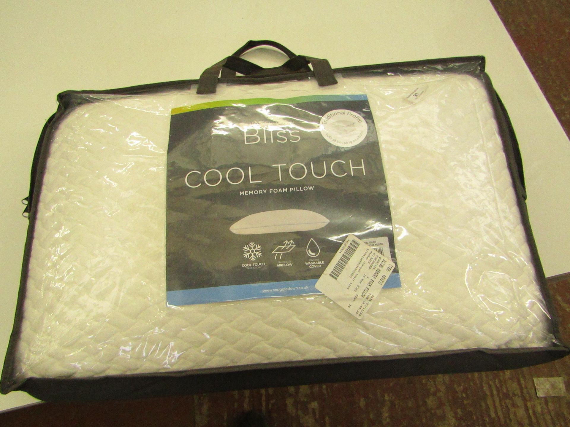 Bliss Cool Touch Memory Foam Pillow.New
