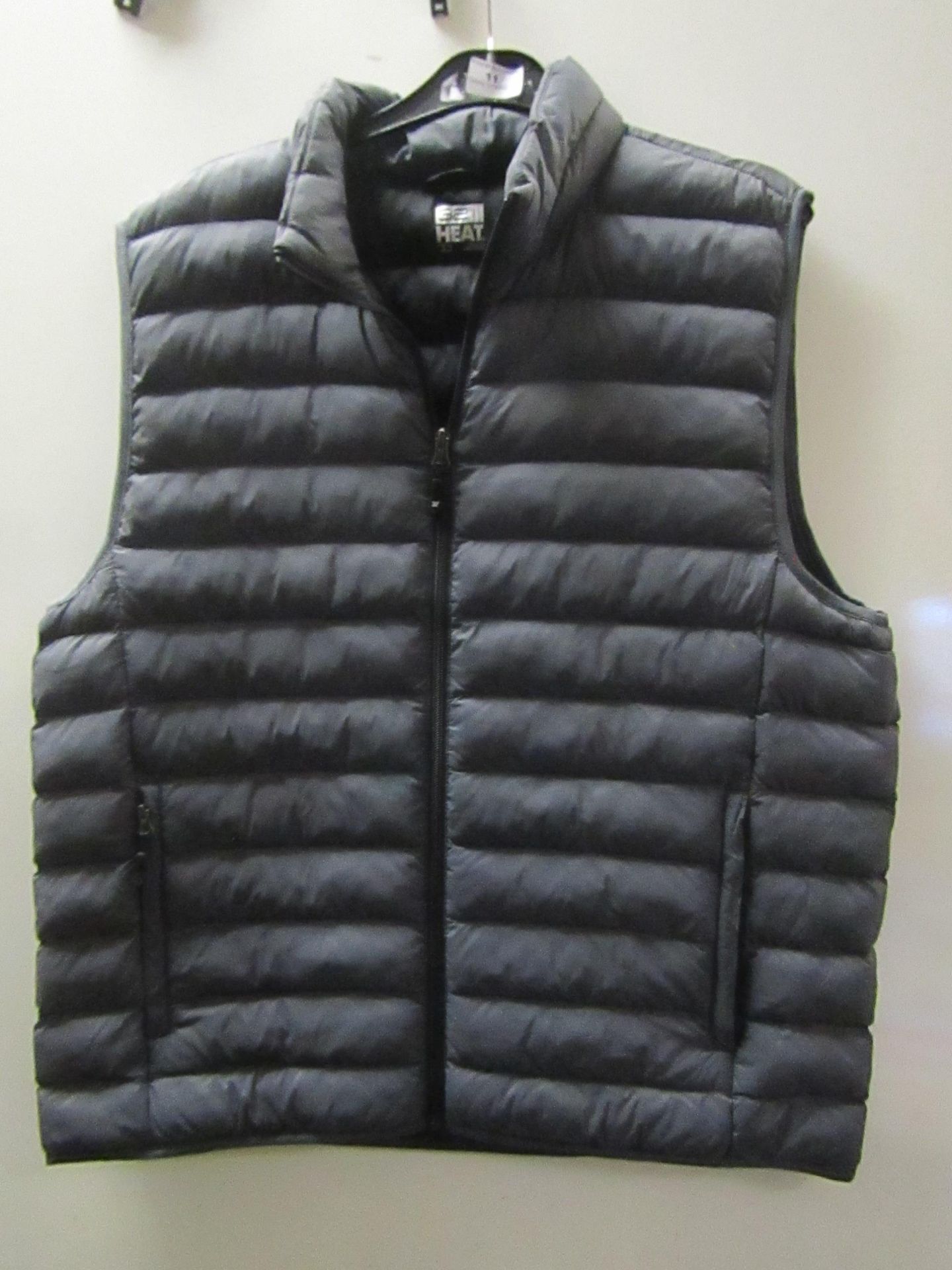 32 Degrees Packable Down Vest sizeL grey ( Zip Broken on right pocket )no packable bag with item