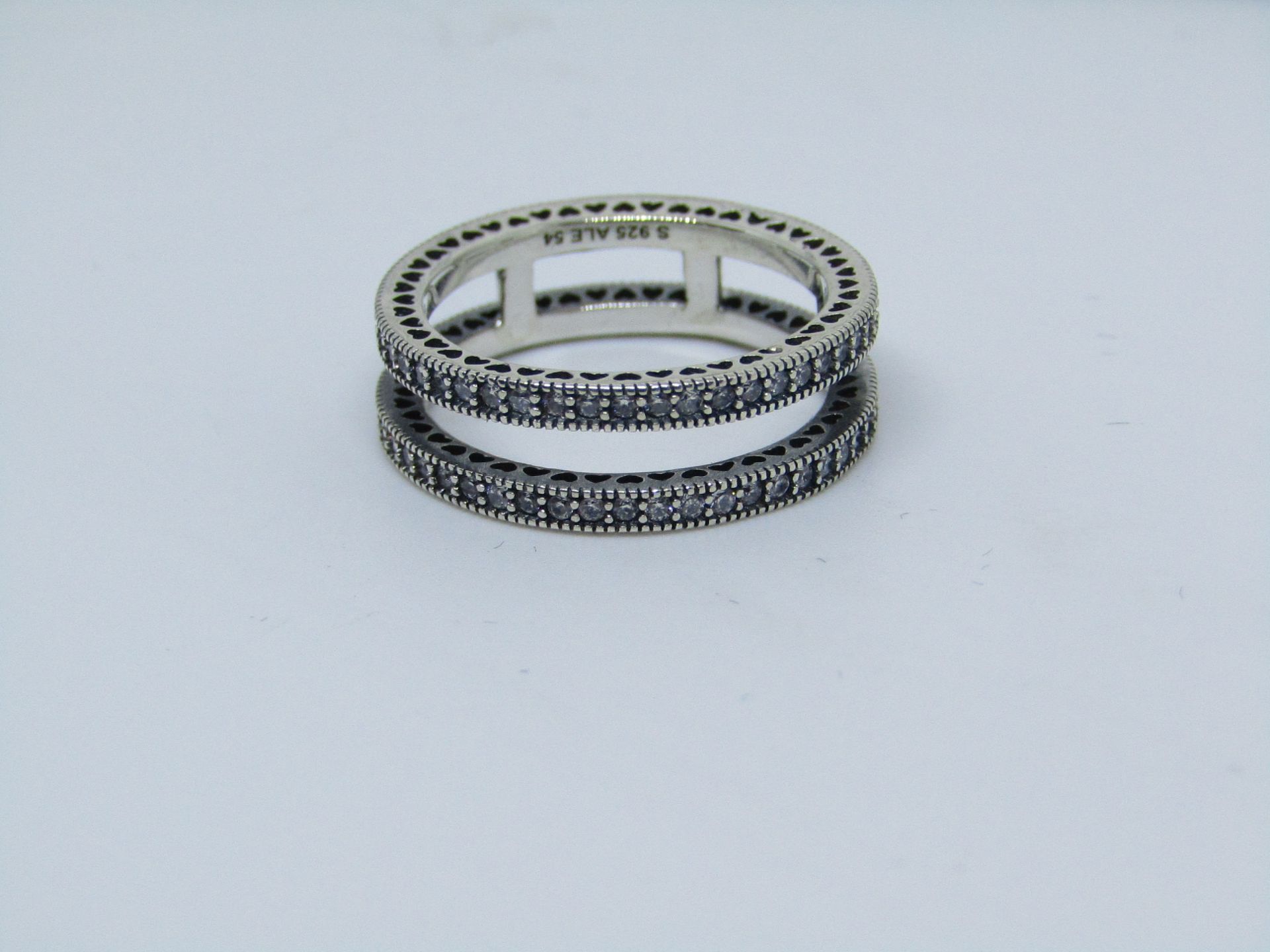 Pandora Flip Ring size 54, new in presentation box