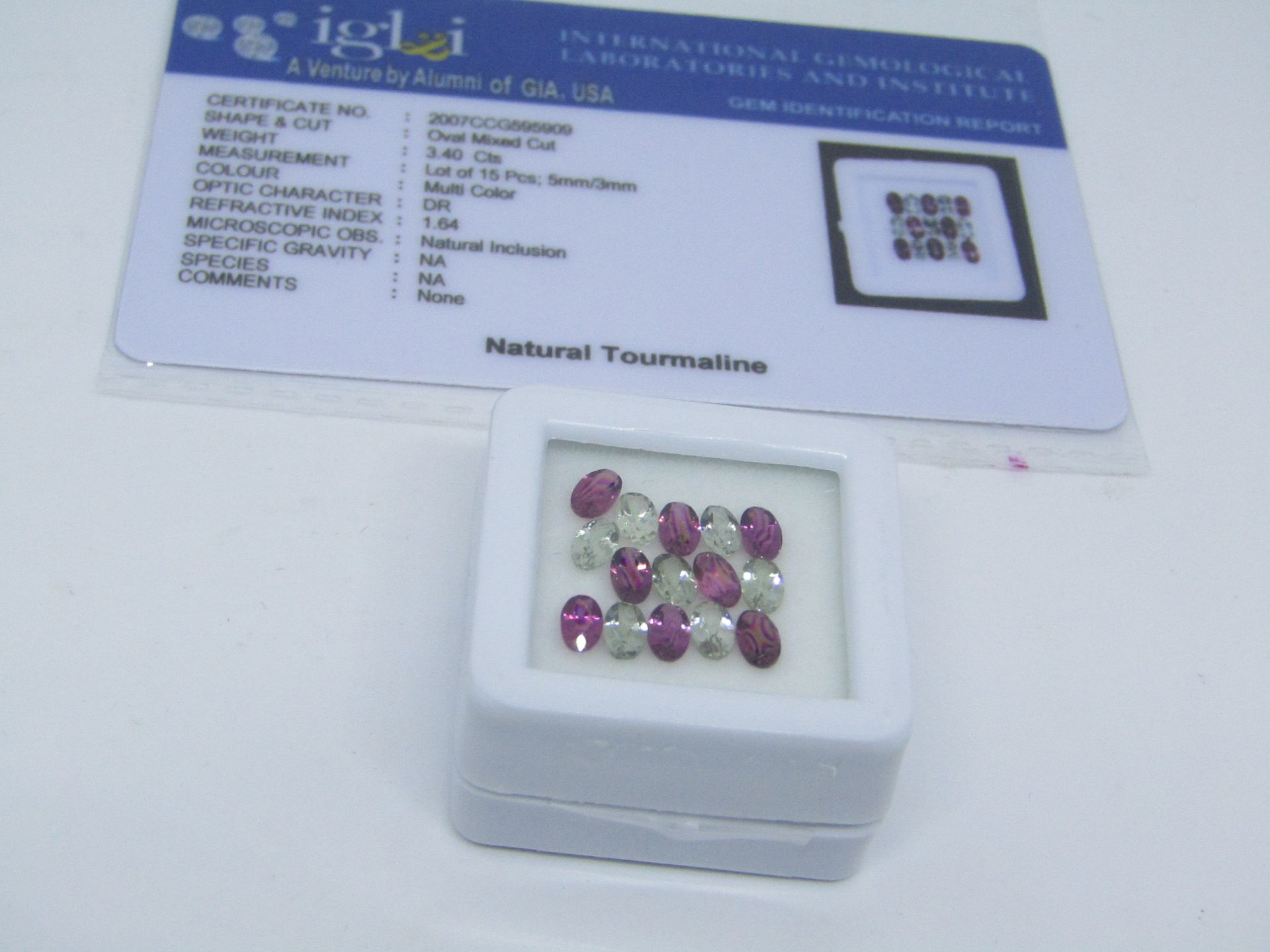 Natural Tourmaline - 3.40 carats - 15 pieces - average retail value £ 386.83. Perfect for Jewellery