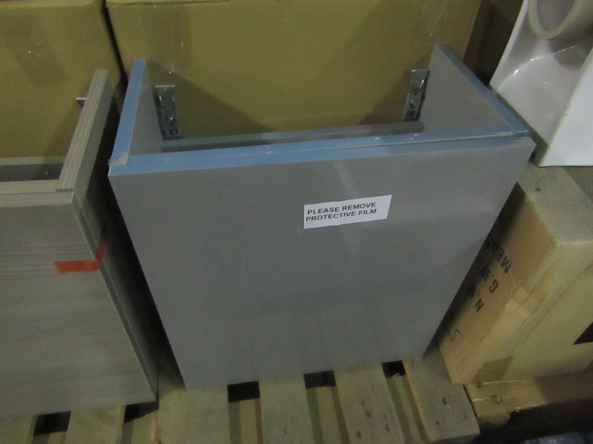 Roca 450mm wall hung base unit, new and boxed.