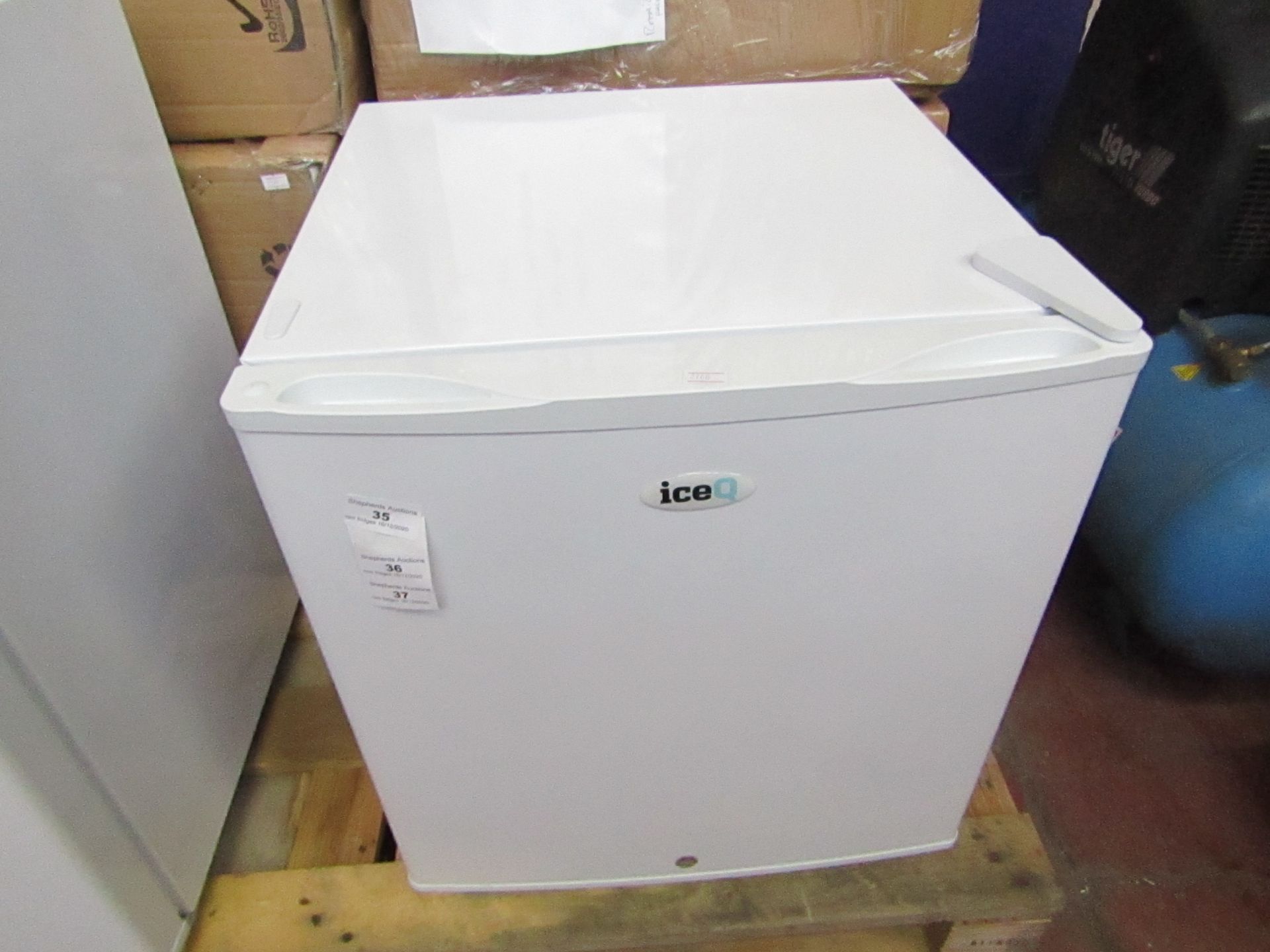 SIXTY IceQ 43ltr Table Top Lockable Fridge in White, Refurbished RRP £99.99