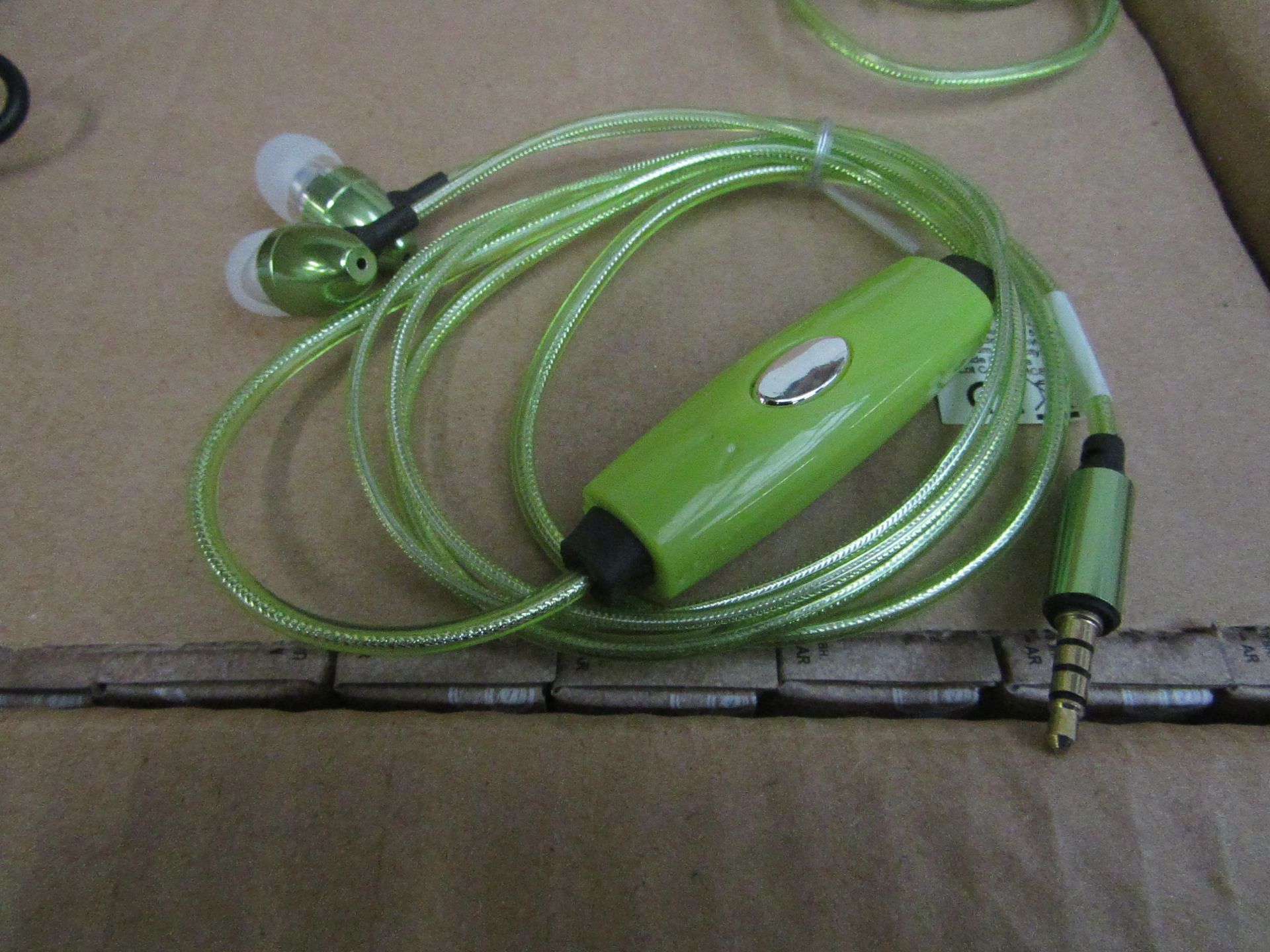 1x Avon - Gift Bouique - Green LED EarBuds - New & Boxed. RRP £15 Each.