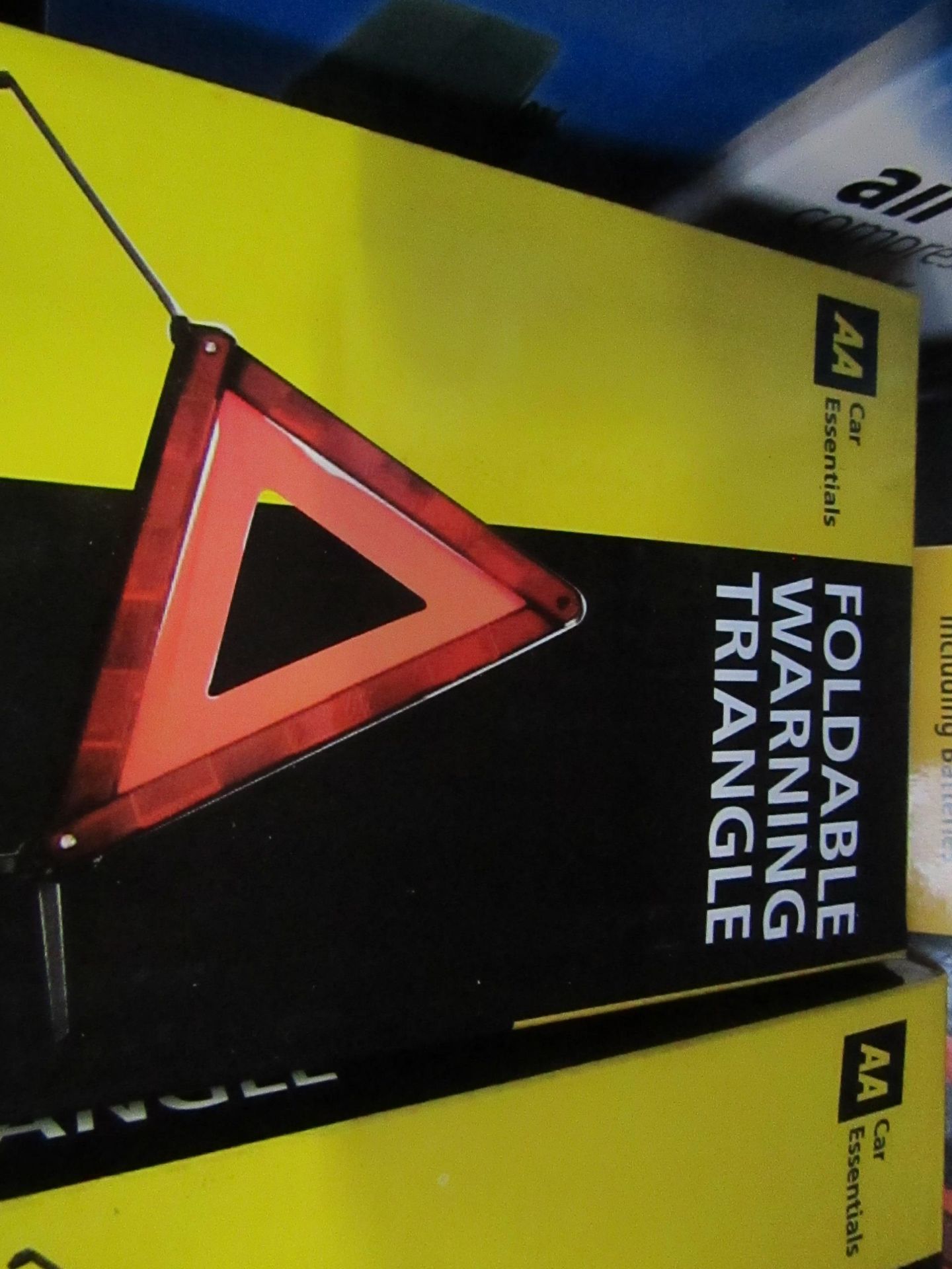 2x AA - Foldable Warning Triangle - Unchecked & Boxed.