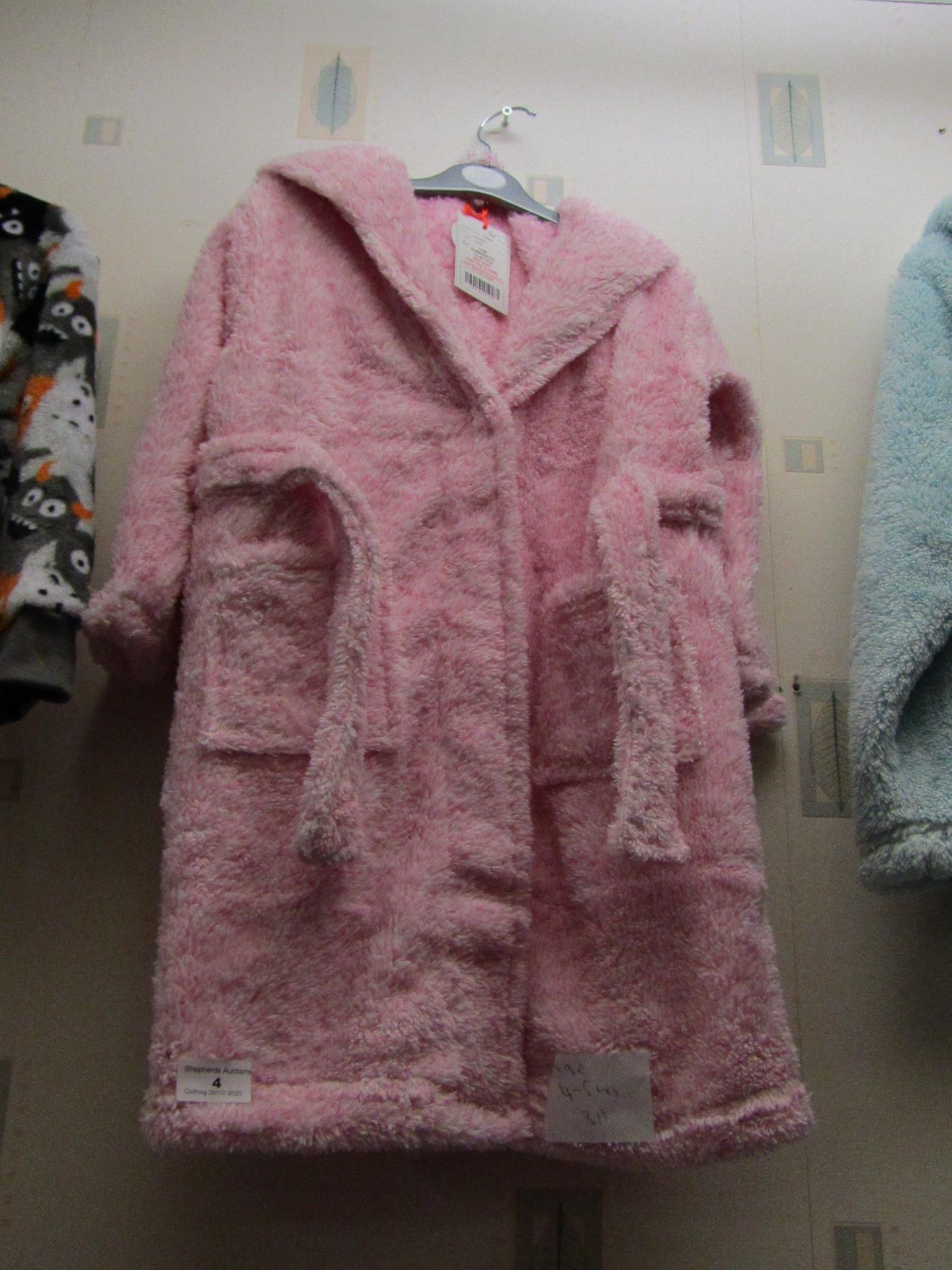 Girls Fleecy Dressing Gown Aged 4-5yrs New With Tags