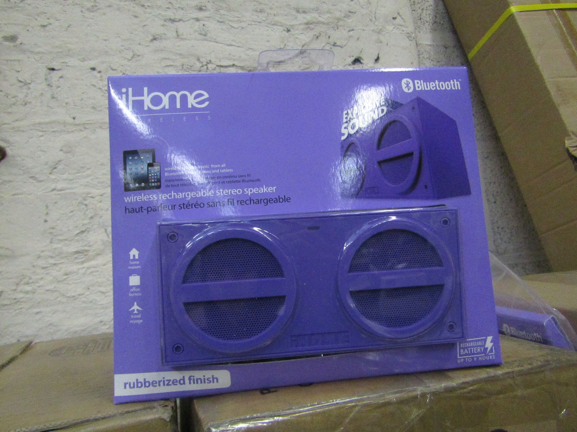 iHome wireless rechargeabke Blue tooth speaker, new