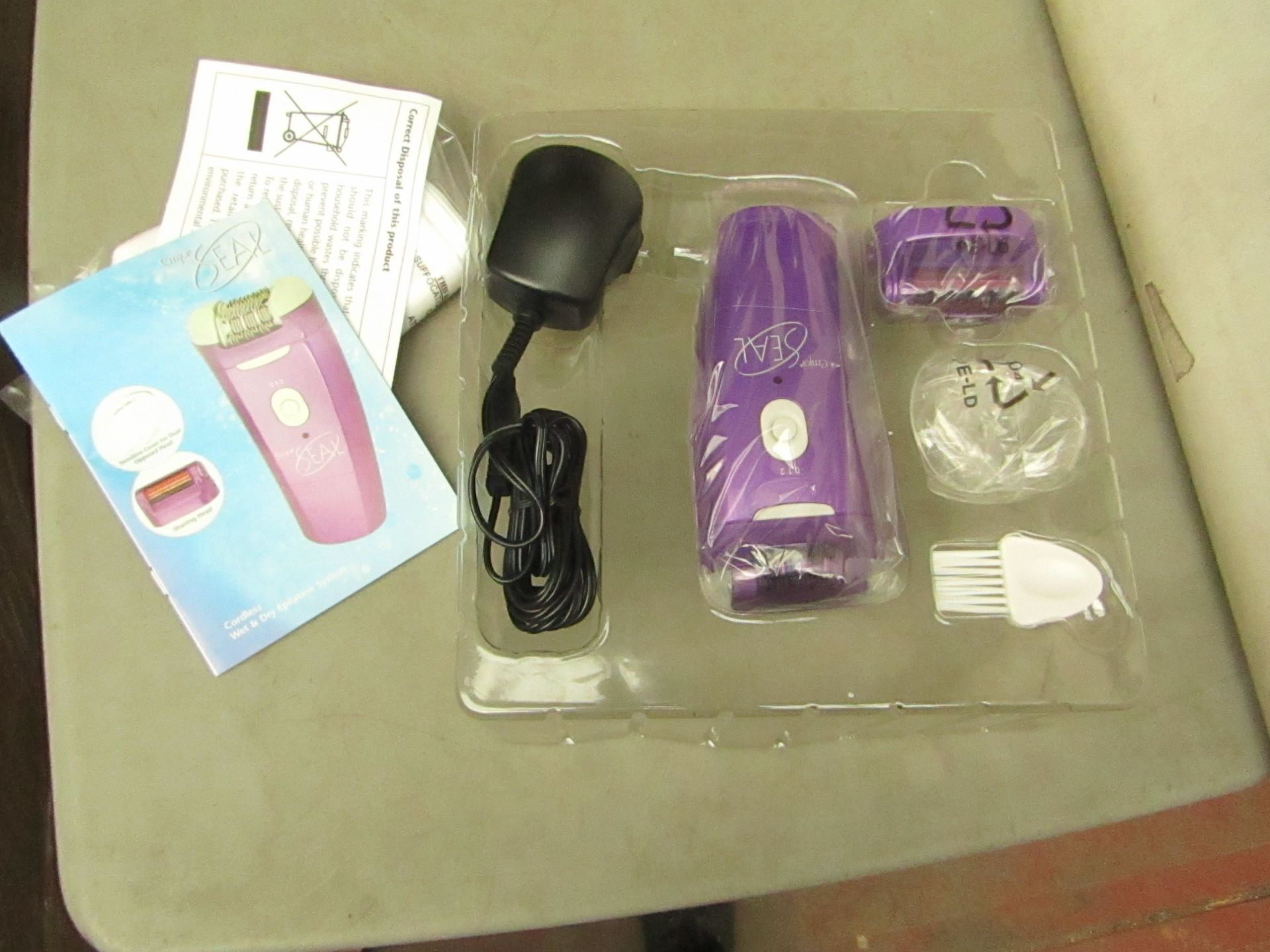 Emjoi Seal - Cordless Wet & Dry Epilation System - Unused & Boxed.