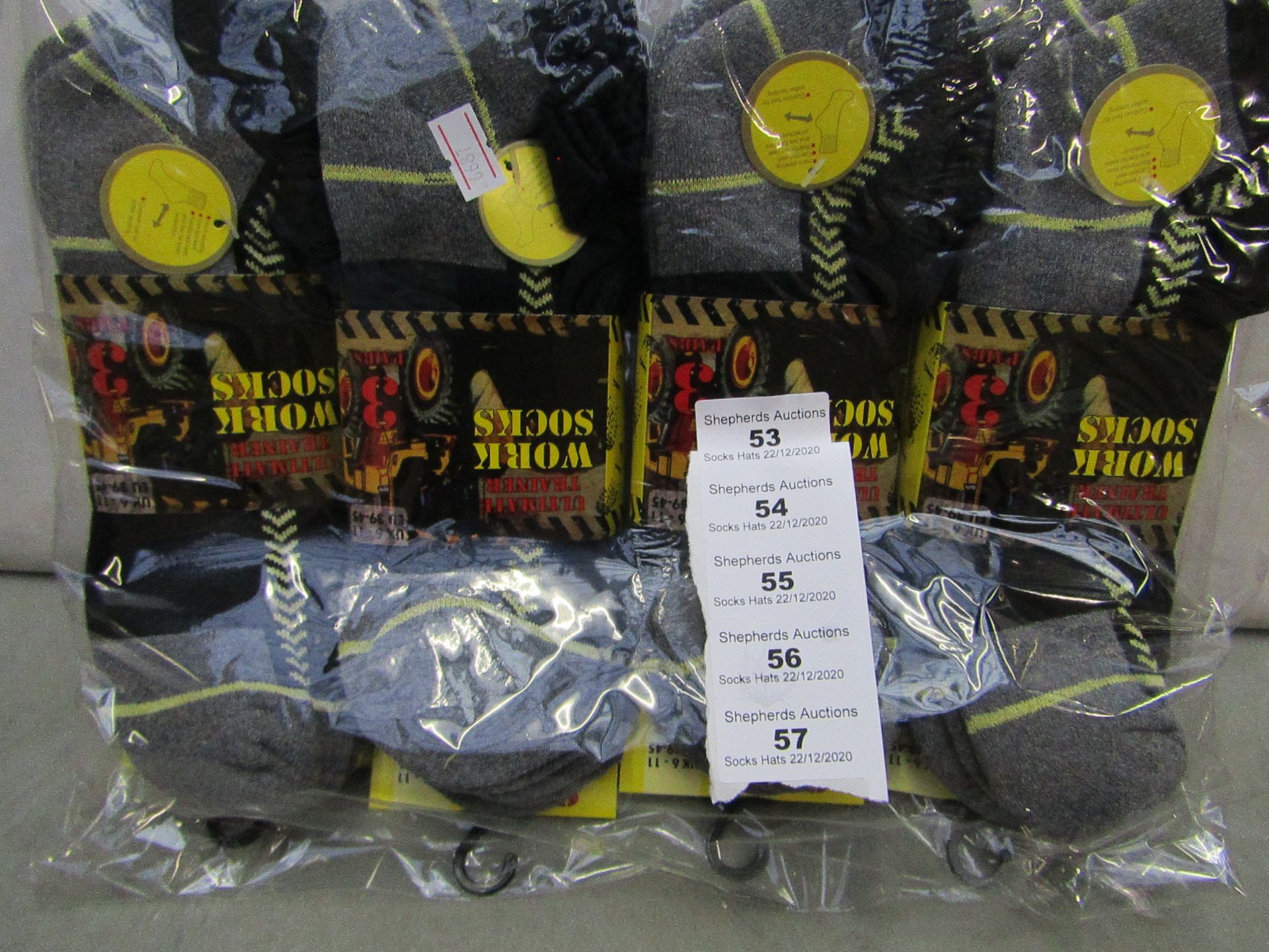 Pack Of 12 - Ultimate Trainer - Work Socks (Cushioned Heel) - Size 6-11 - New & Packaged.