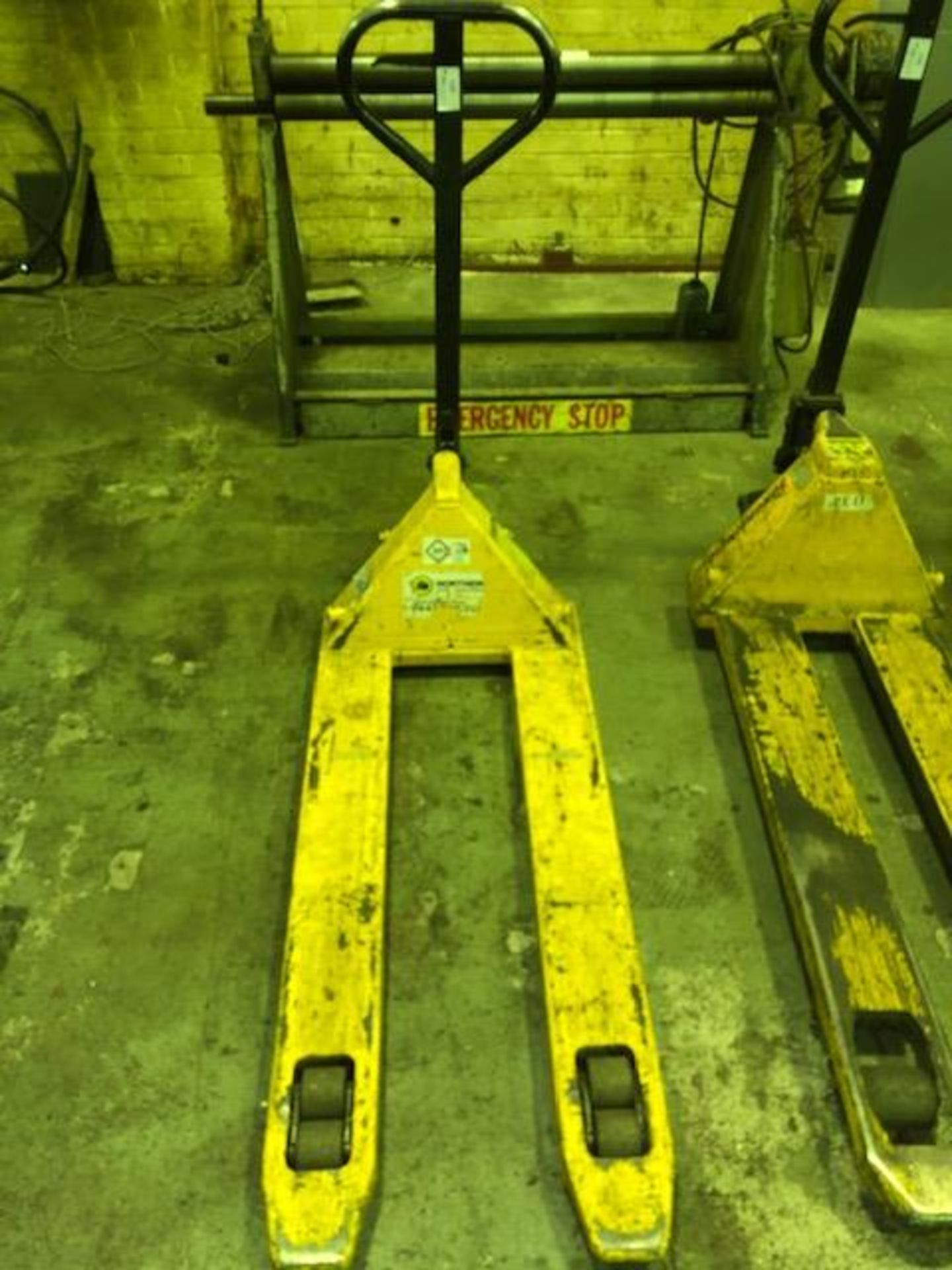 2000KG pallet truck